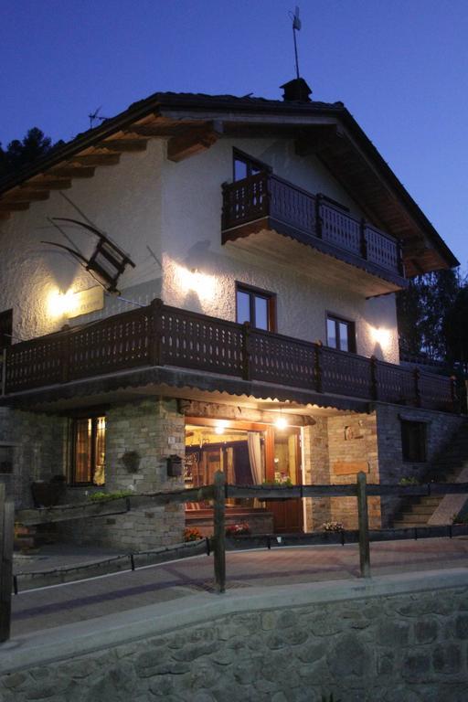 Chambres D'Hotes Les Fleurs Pila  Zewnętrze zdjęcie
